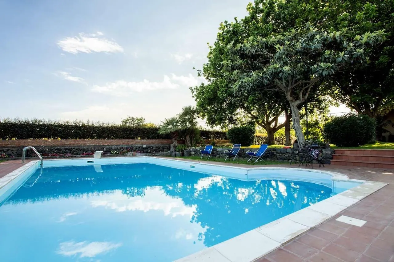 Villa Praiola - Exclusive Seafacing Mansion With Pool And Jacuzzi San Leonardello