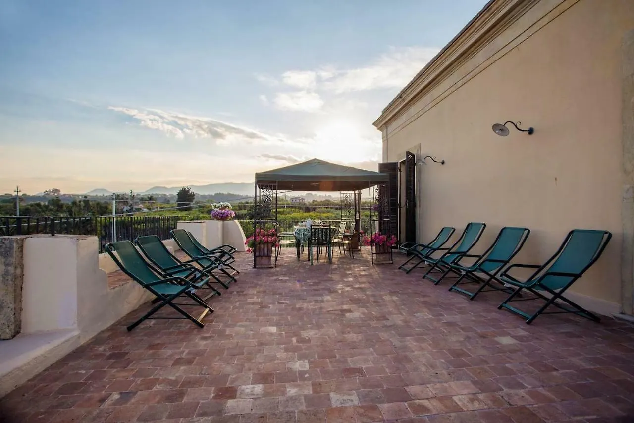 Villa Praiola - Exclusive Seafacing Mansion With Pool And Jacuzzi San Leonardello