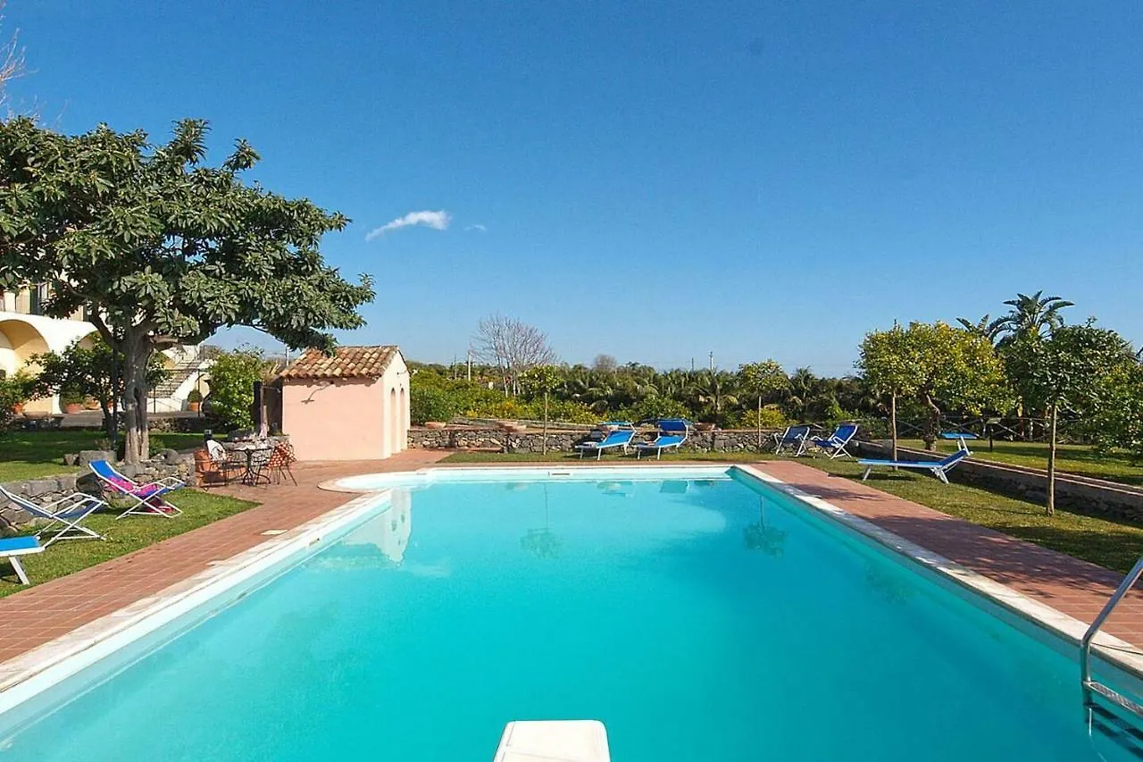 Villa Praiola - Exclusive Seafacing Mansion With Pool And Jacuzzi San Leonardello